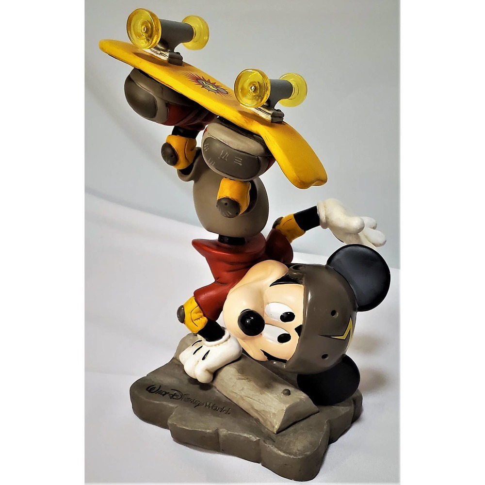 Vintage Skateboarder Mickey Mouse Walt Disney World Reverse Bobblehead 10" Heavy